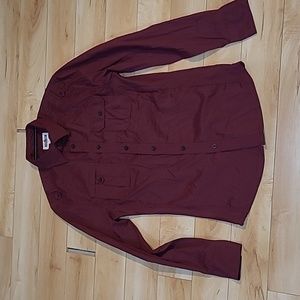 Distillery apparel men's small burgundy button up shirt